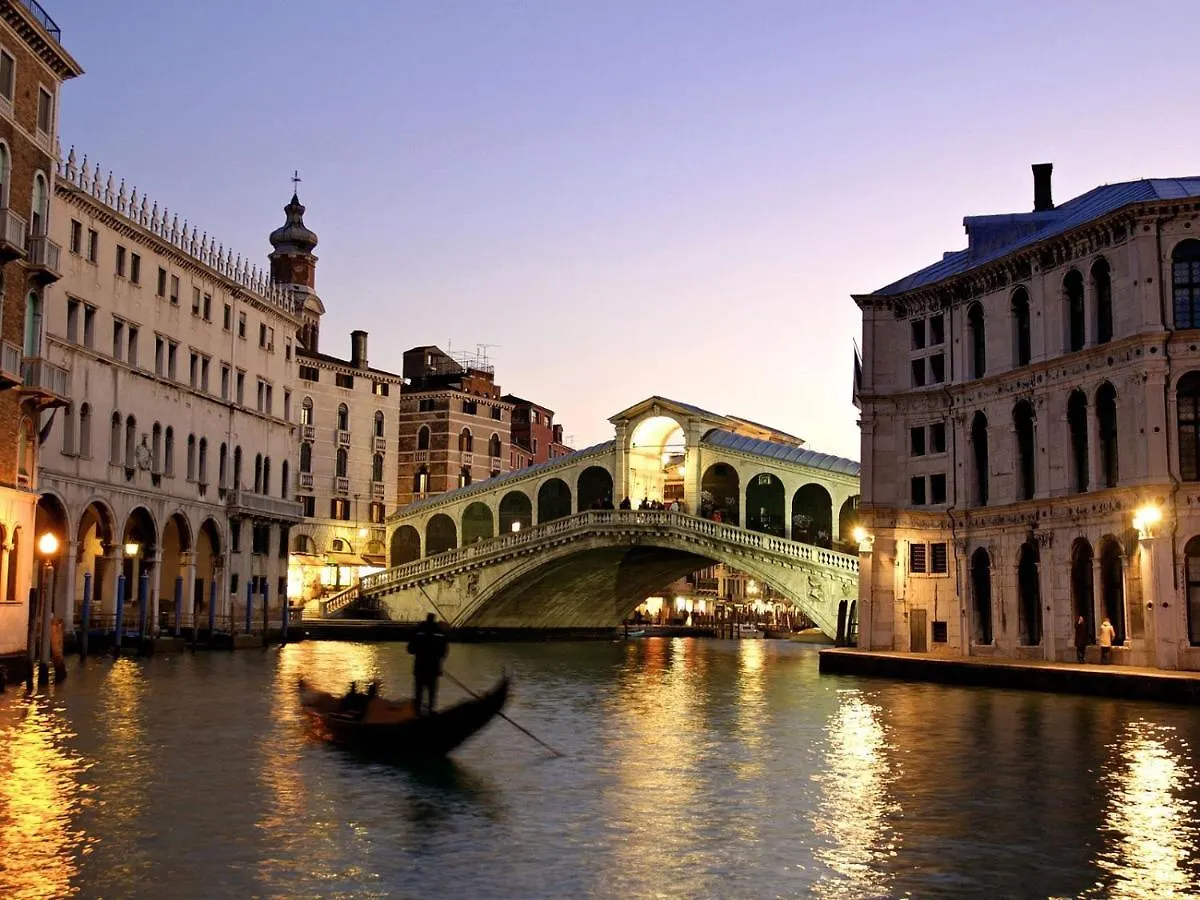 Apartamento Maurizio House - Near The Train Station Venecia